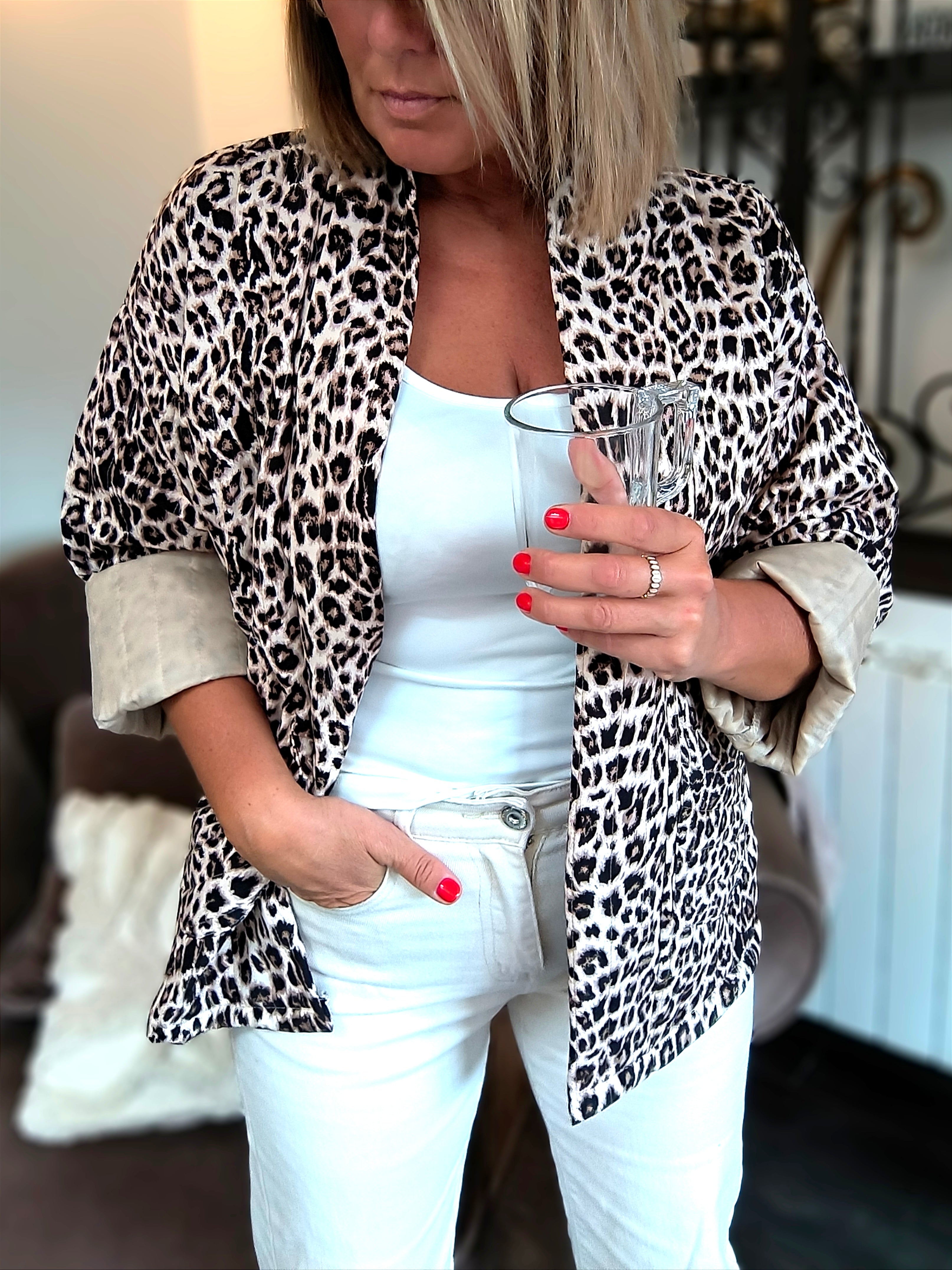 Selected Variant Image