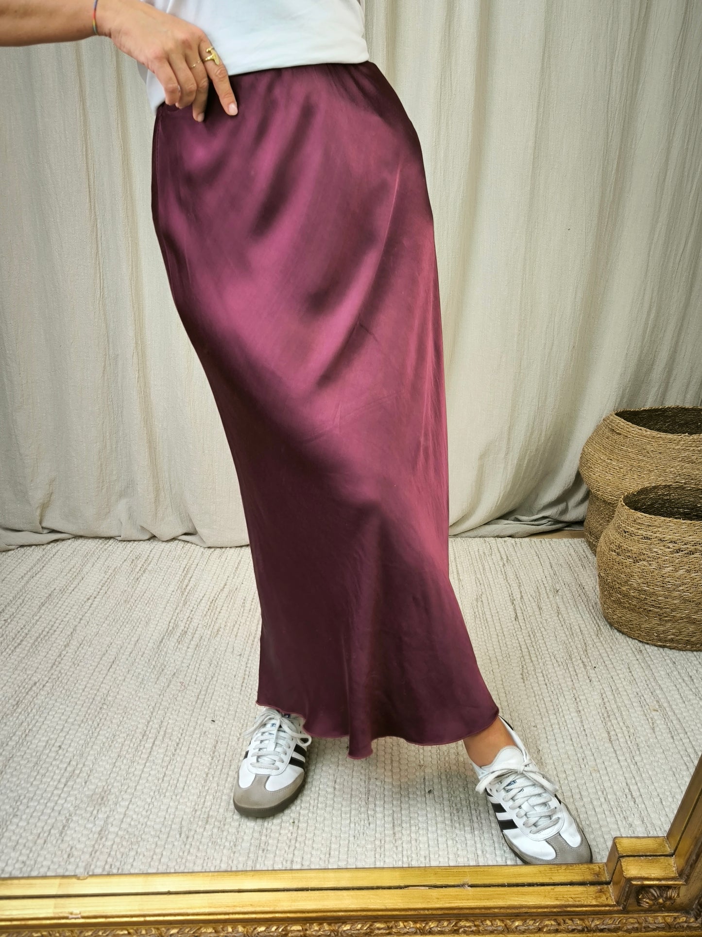 Jupe satinée viscose prune