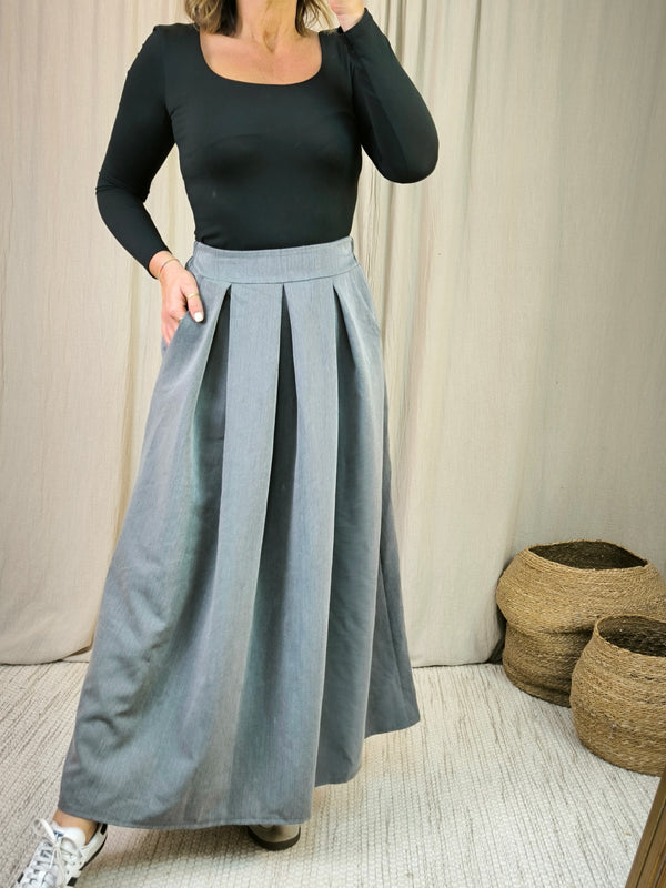 Jupe plissee grise Addict showroom A ddict showroom