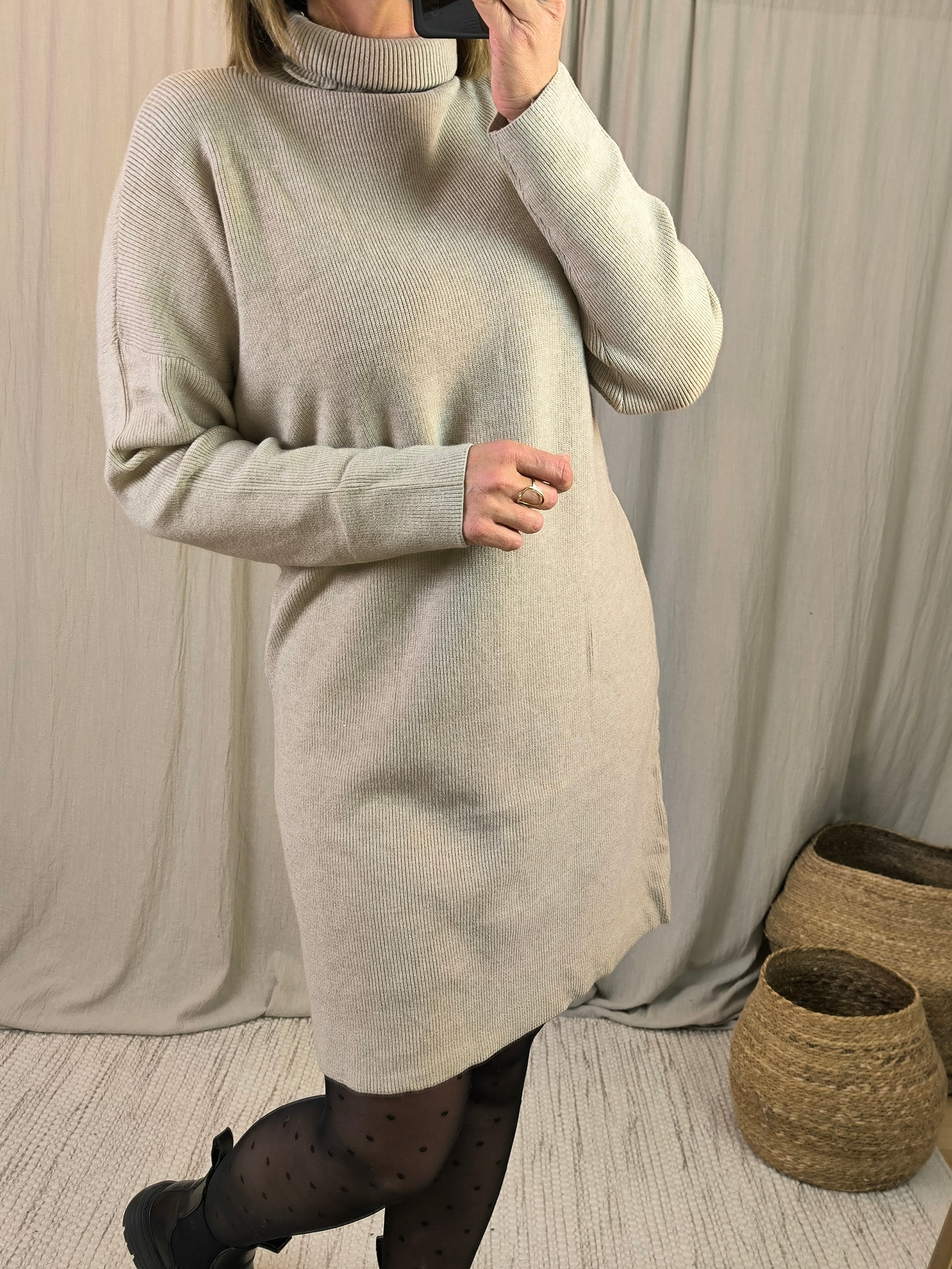 Robe pull | Addict showroom