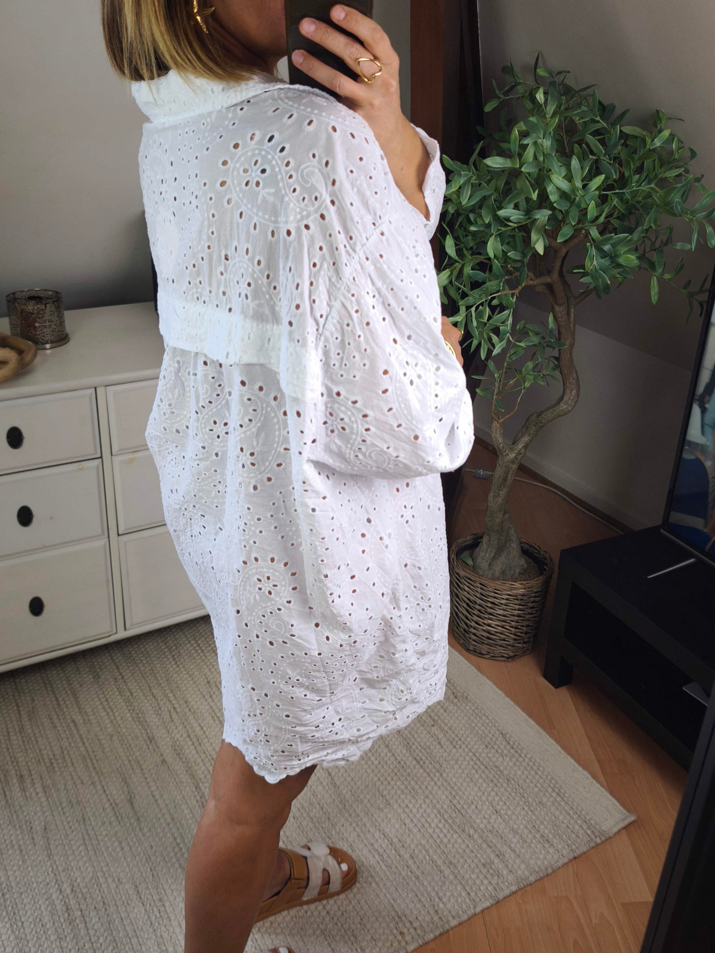Chemise longue brodée
