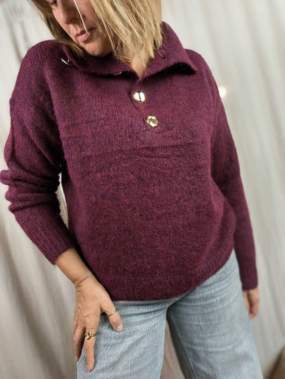 Pull bouton doré